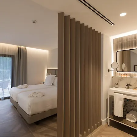 Encinar De Hotel 4*